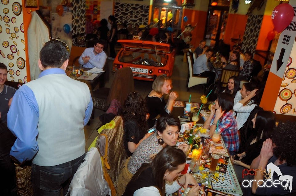 Crazy Party în Lactobar Retro Bistro, 