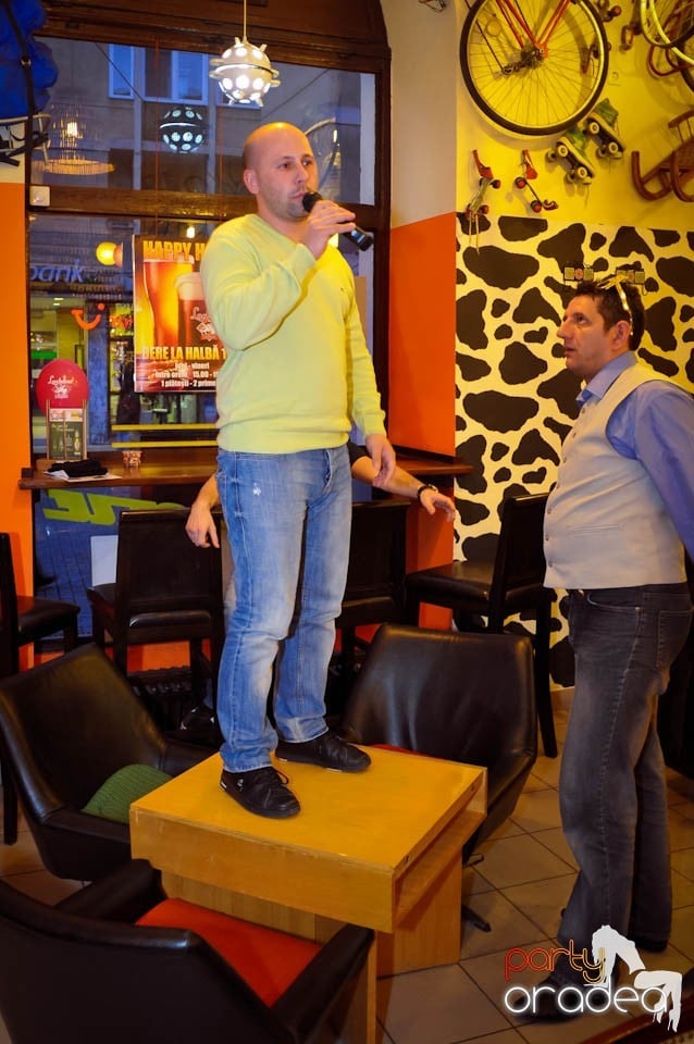Crazy Party în Lactobar Retro Bistro, 