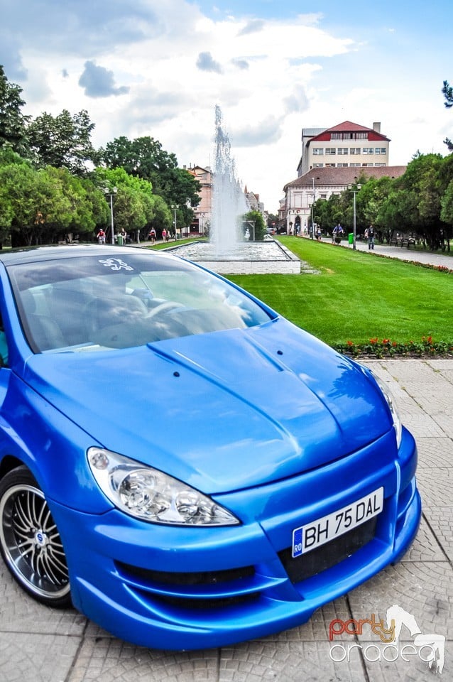 Peugeot 307 Cabrio VS Pontiac Solstice, Crazy Tuning