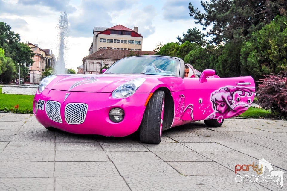 Peugeot 307 Cabrio VS Pontiac Solstice, Crazy Tuning