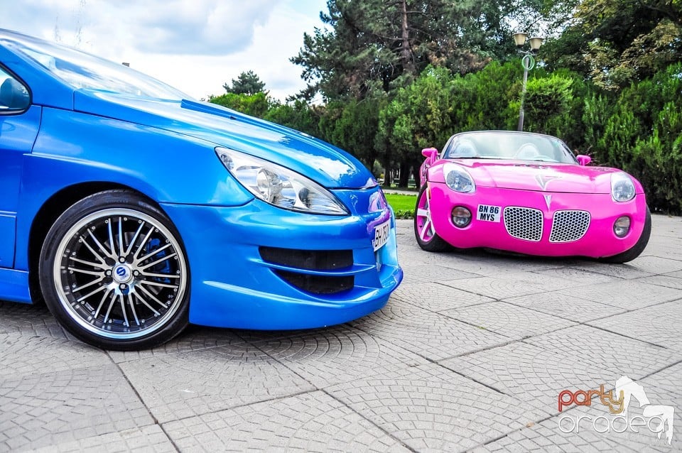 Peugeot 307 Cabrio VS Pontiac Solstice, Crazy Tuning