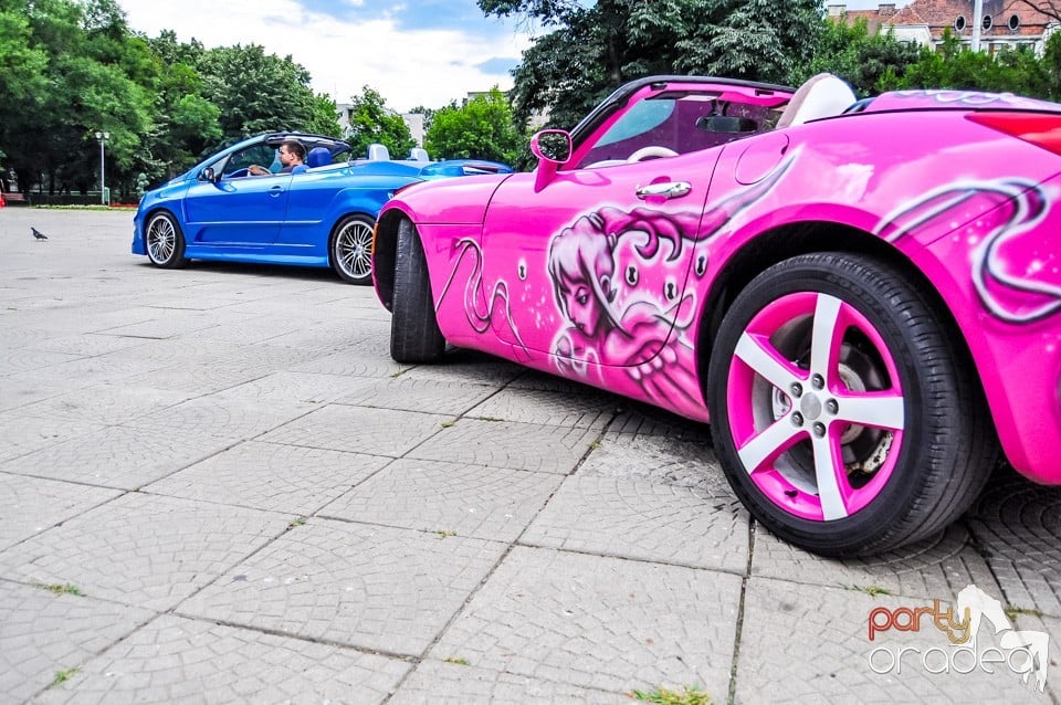 Peugeot 307 Cabrio VS Pontiac Solstice, Crazy Tuning