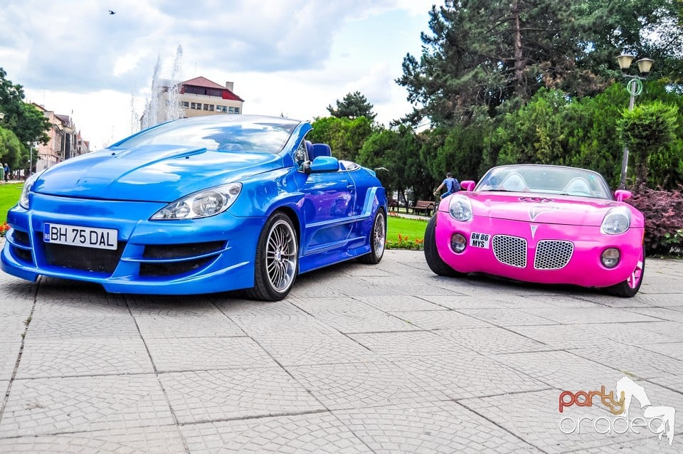 Peugeot 307 Cabrio VS Pontiac Solstice, Crazy Tuning