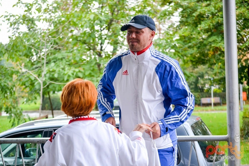 Crosul ” Aleargă cu campionii ”, Oradea