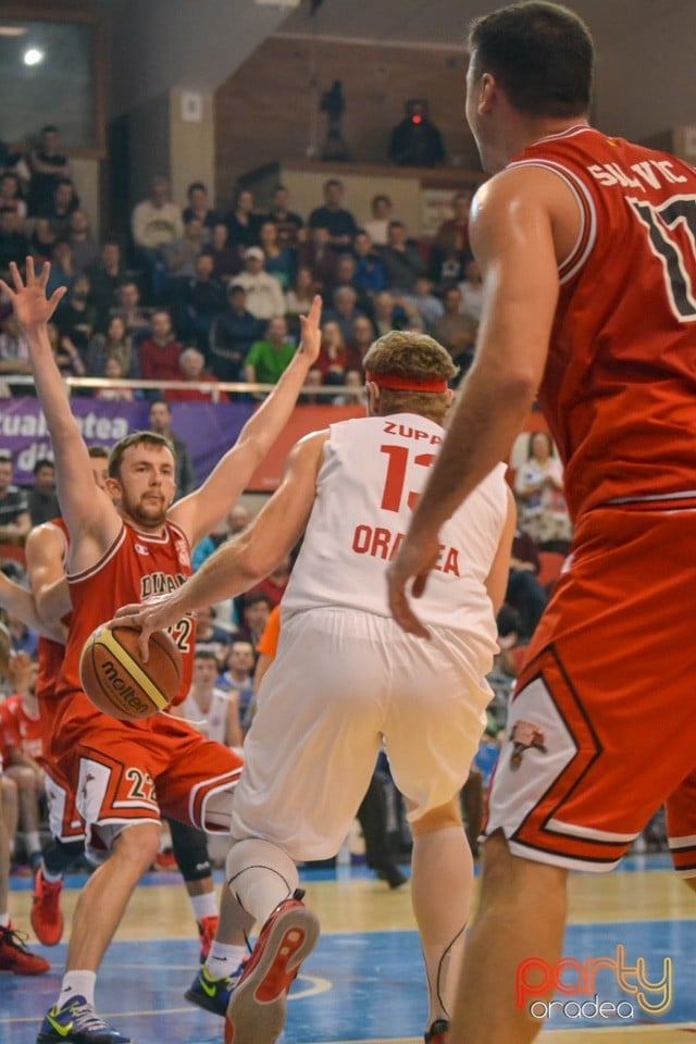 CSM CSU Oradea vs Dinamo Bucureşti, Arena Antonio Alexe