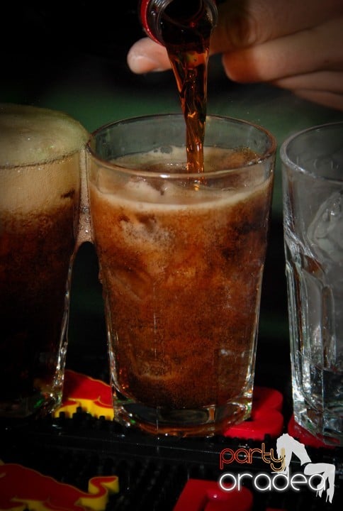 Cuba Party în Kadó Cafe, 