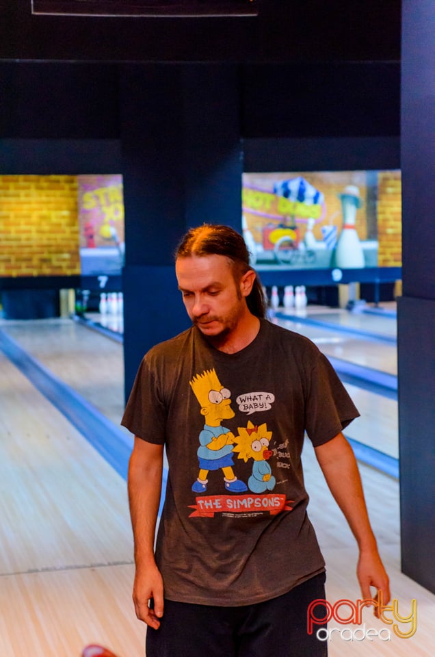 Cupa Presei la Bowling, Lotus Center