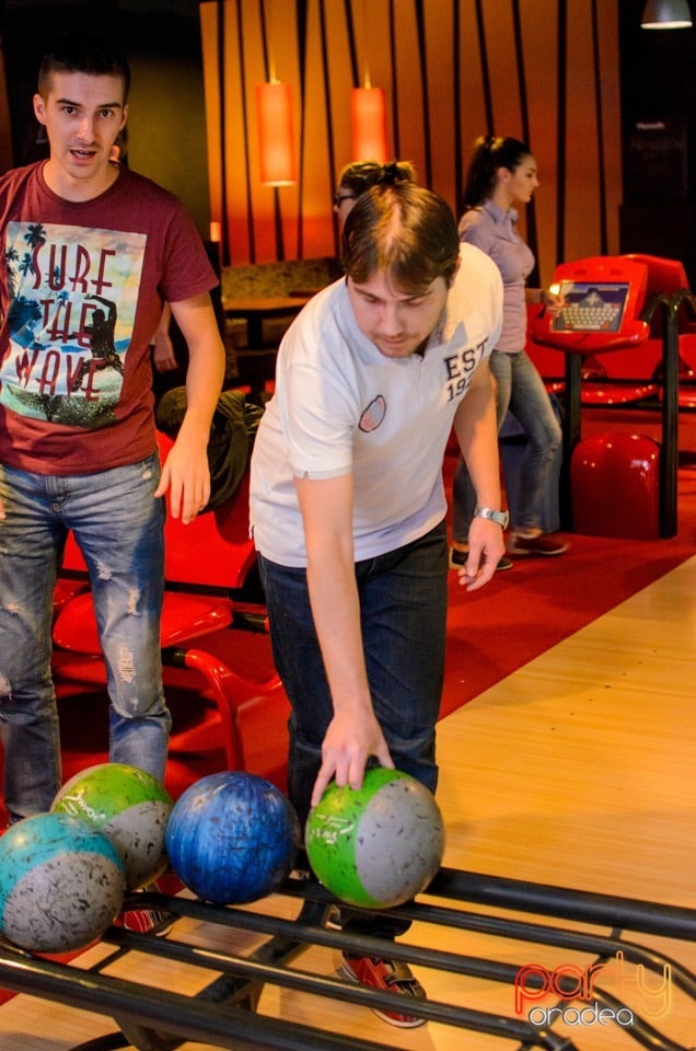 Cupa Presei la Bowling, Billy Art Club
