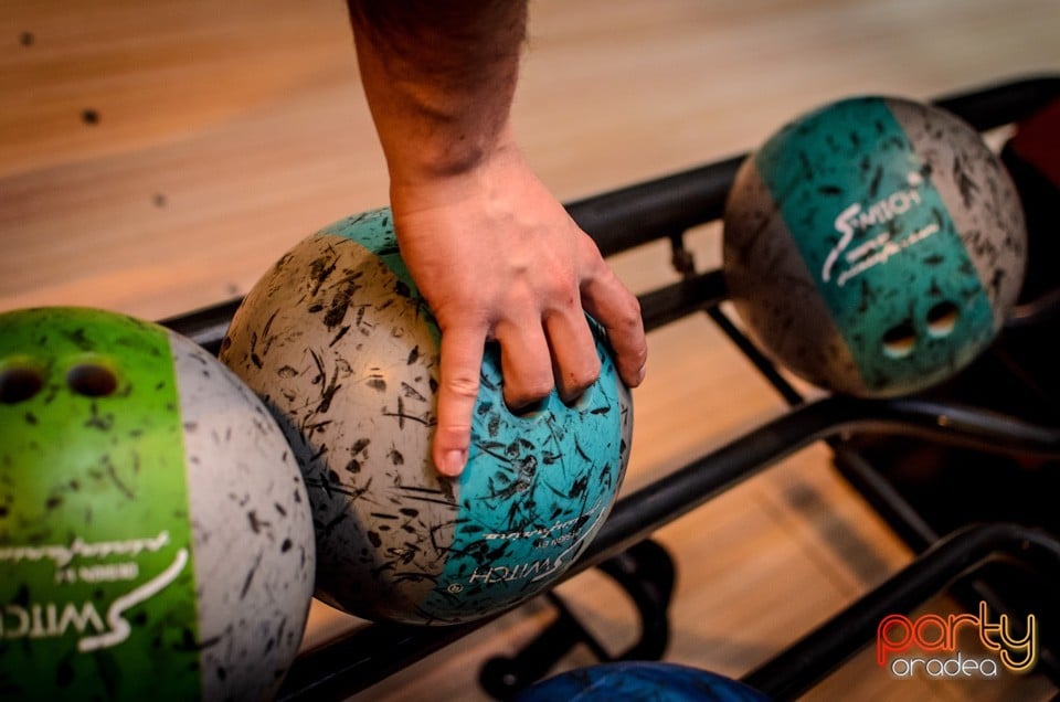 Cupa Presei la Bowling, Billy Art Club