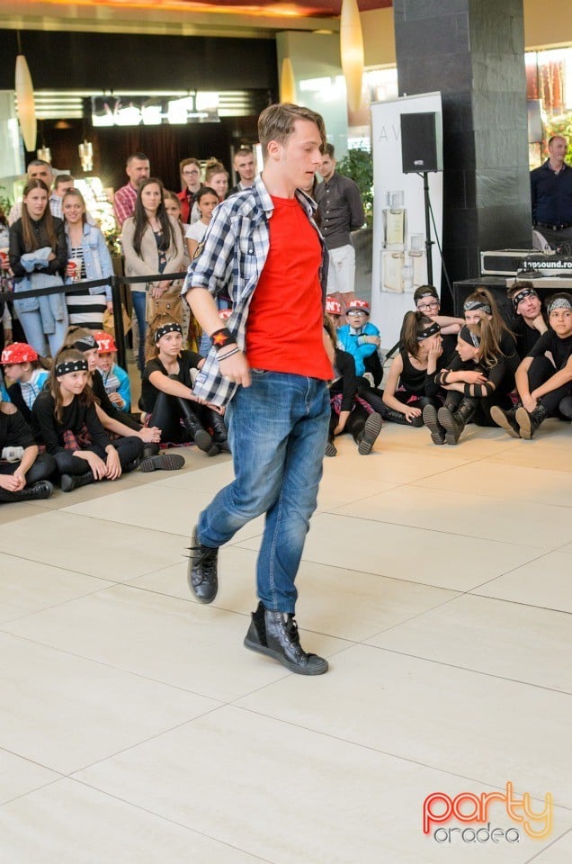 Cupa Şcolilor la Street Dance, Lotus Center