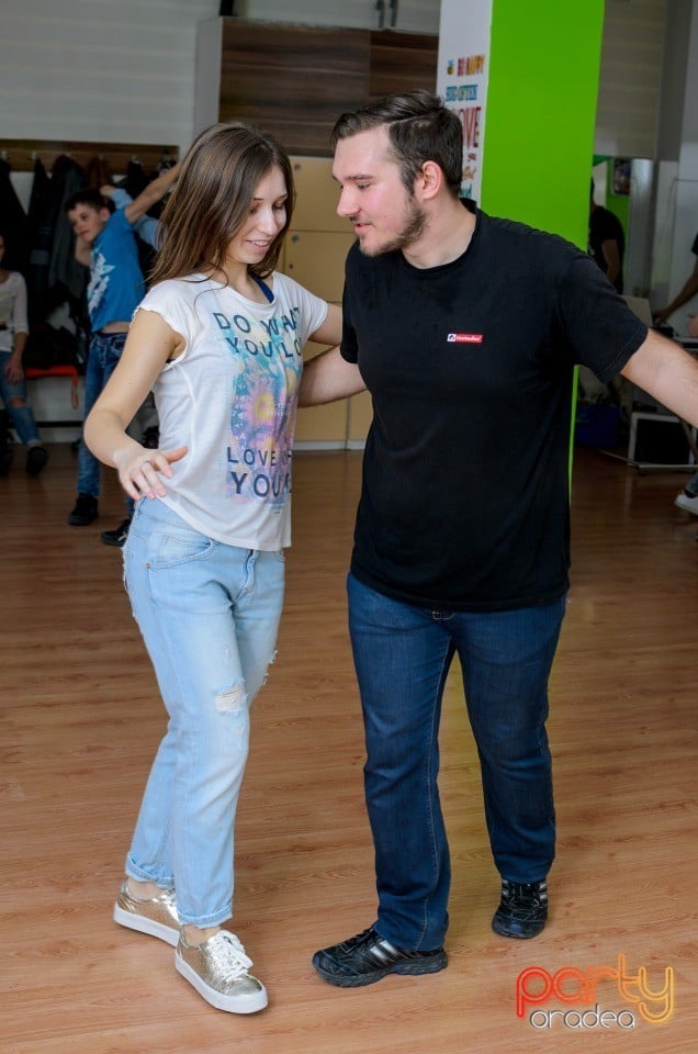 Curs de Dans, Side by Side Dance Academy