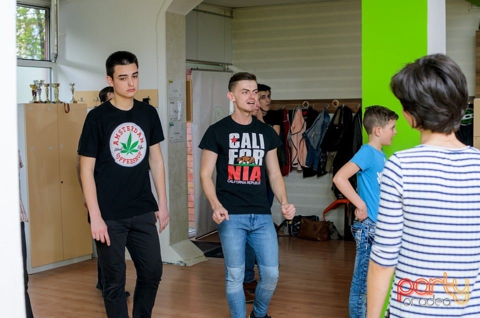 Curs de Dans, Side by Side Dance Academy