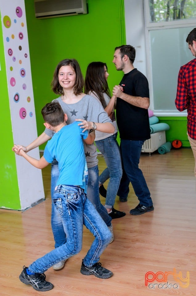 Curs de Dans, Side by Side Dance Academy
