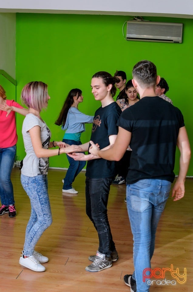 Curs de Dans, Side by Side Dance Academy
