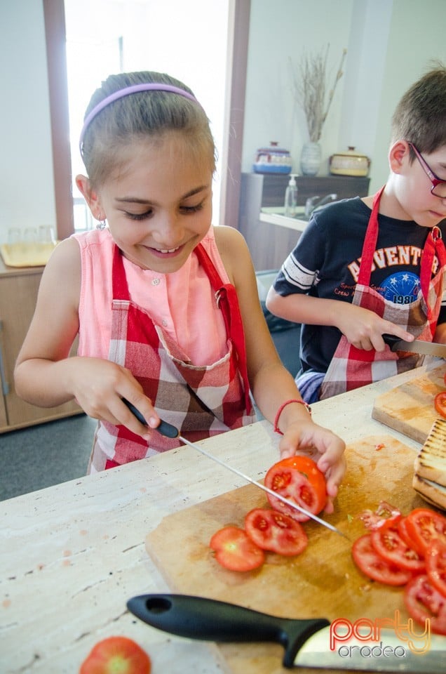 Curs de gătit pentru copii, Centrul de Artă Culinară Oradea