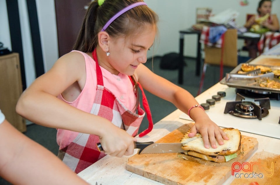 Curs de gătit pentru copii, Centrul de Artă Culinară Oradea