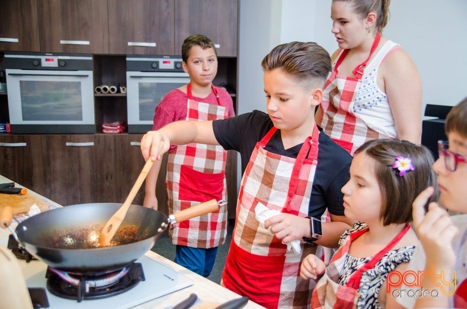 Curs de gătit pentru copii, Centrul de Artă Culinară Oradea