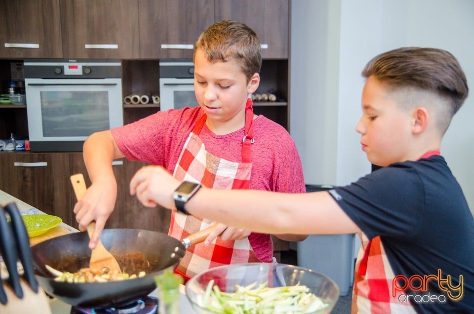 Curs de gătit pentru copii, Centrul de Artă Culinară Oradea