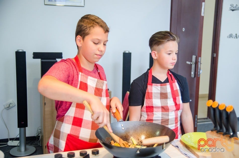 Curs de gătit pentru copii, Centrul de Artă Culinară Oradea