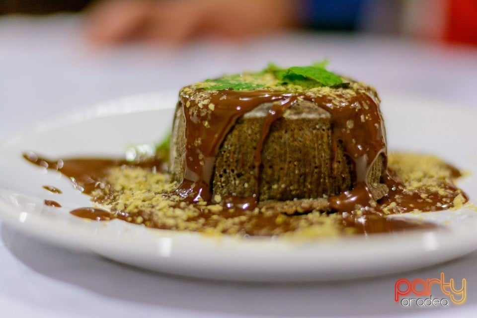 Curs de gătit, Centrul de Artă Culinară Oradea