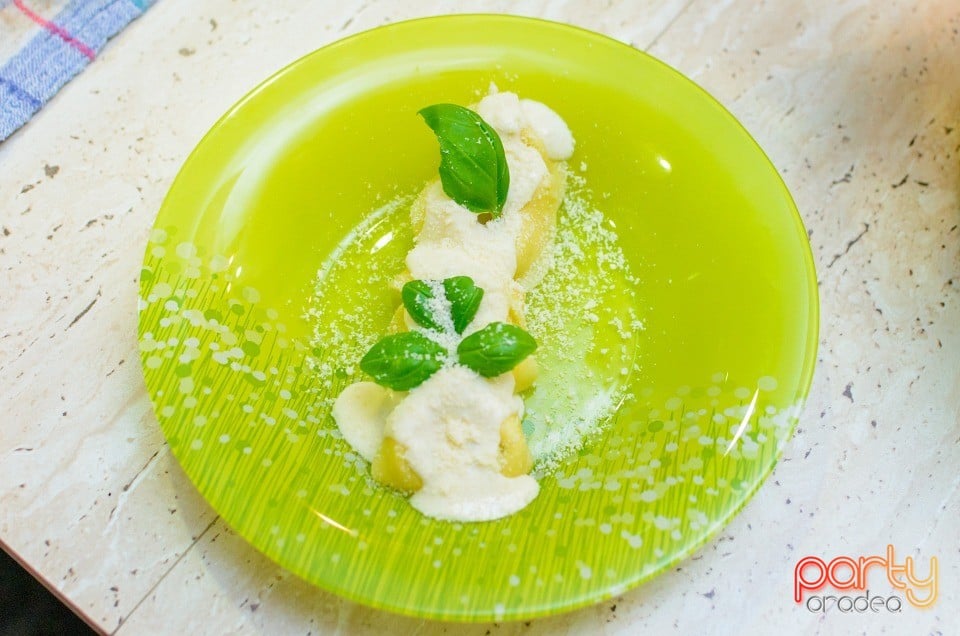 Curs de gătit, Centrul de Artă Culinară Oradea
