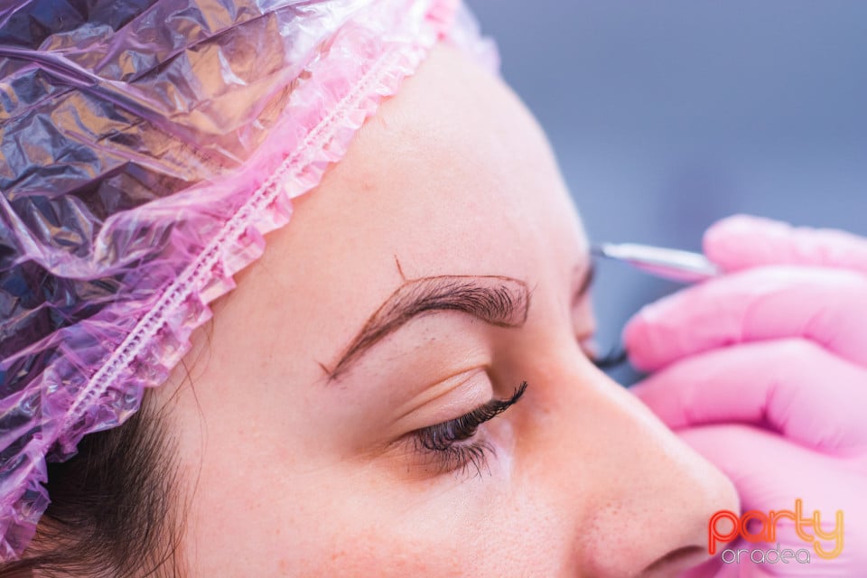 Cursuri de microblading, Estetika Profesional