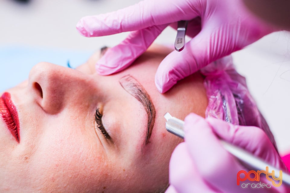 Cursuri de microblading, Estetika Profesional