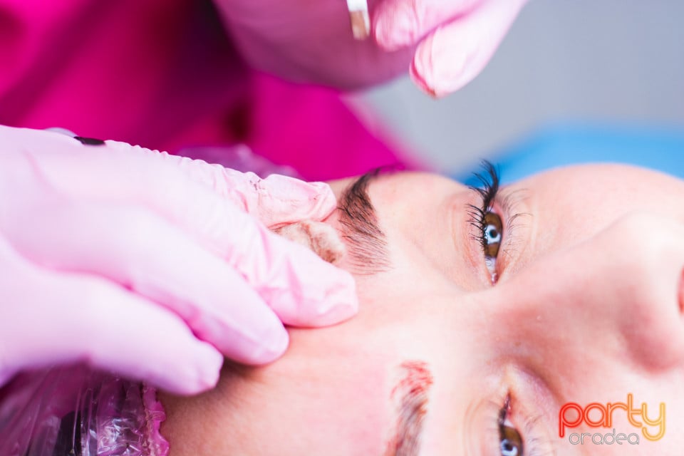 Cursuri de microblading, Estetika Profesional