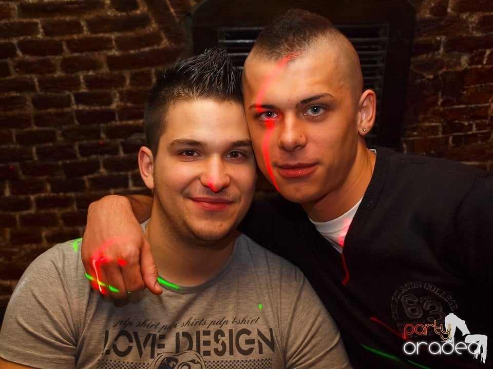 Dacă e joi, e Holsten Party în Escape!, 