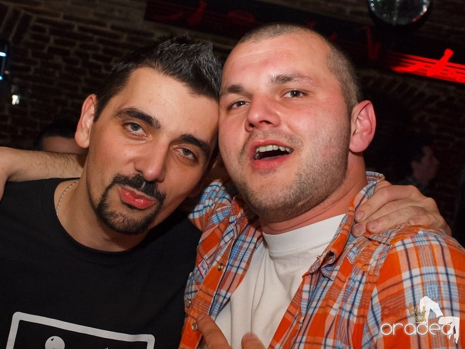 Dacă e joi, e Holsten Party în Escape!, 