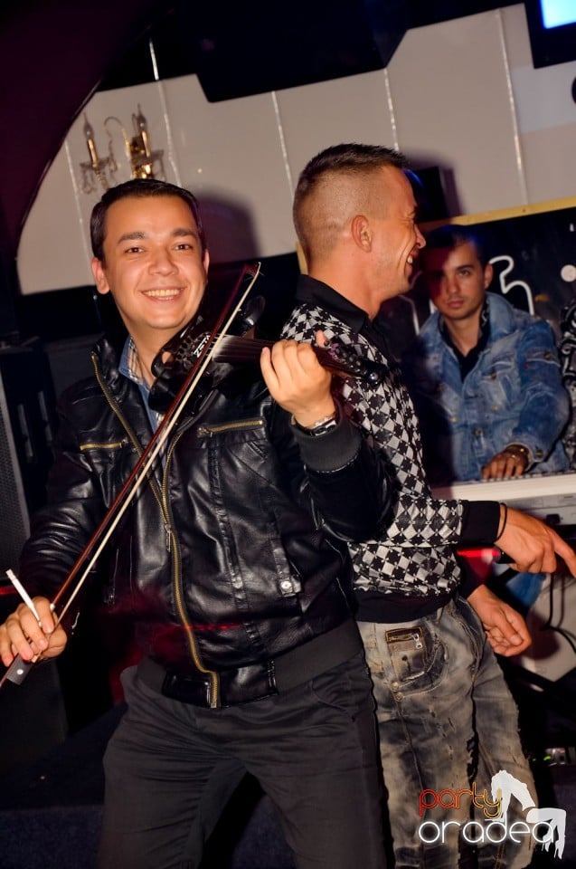 Dacian de la Oradea a cântat în Club Atti's, 