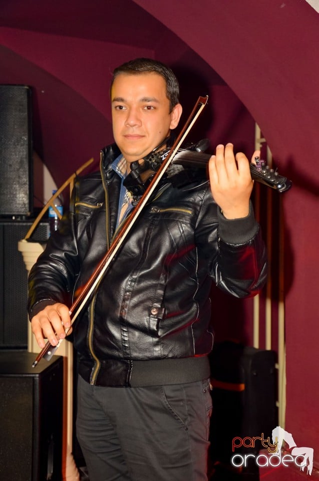 Dacian de la Oradea a cântat în Club Atti's, 