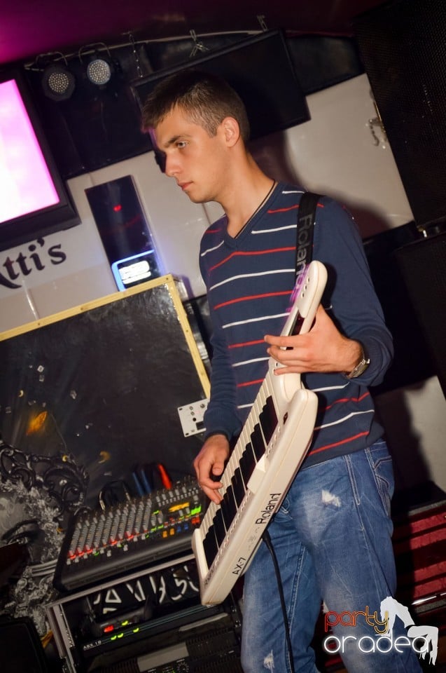 Dacian de la Oradea a cântat în Club Atti's, 