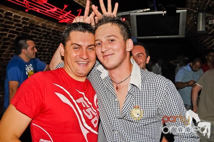 Dance, dance, dance, 