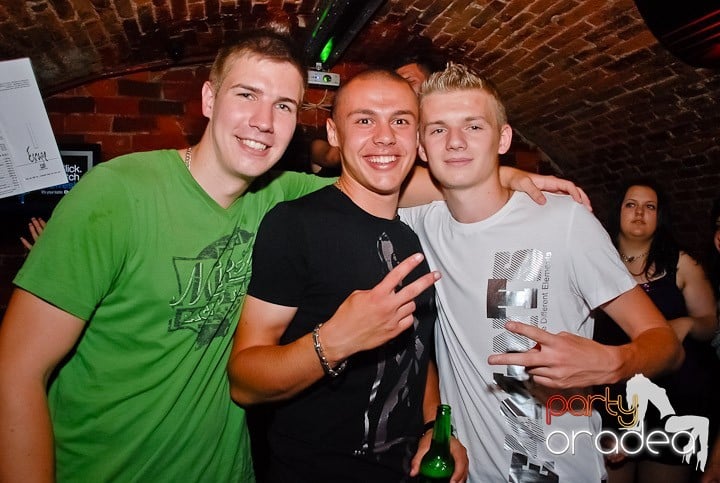 Dance, dance, dance, 