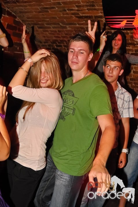 Dance, dance, dance, 