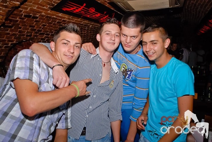 Dance, dance, dance, 