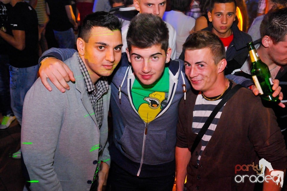 Dancer Girl Night în Disco Faház, 