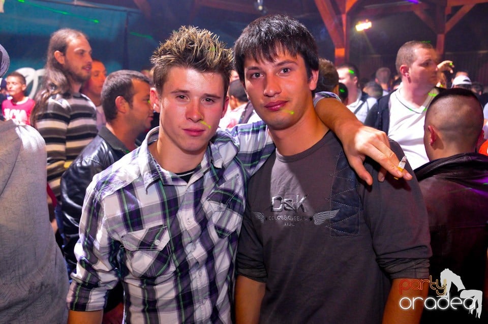 Dancer Girl Night în Disco Faház, 