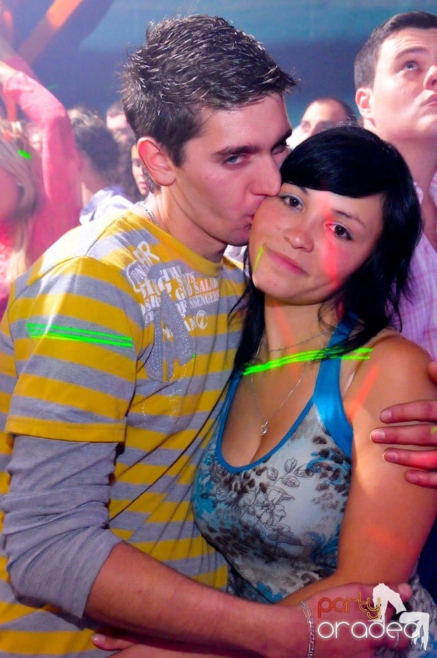 Dancer Girl Night în Disco Faház, 