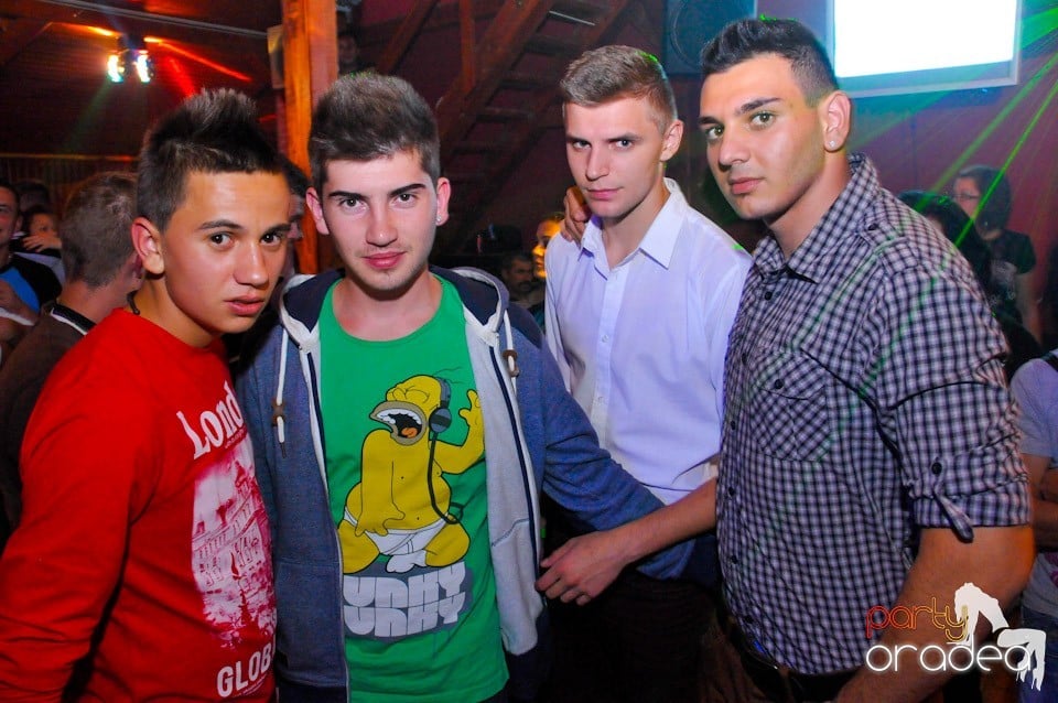 Dancer Girl Night în Disco Faház, 