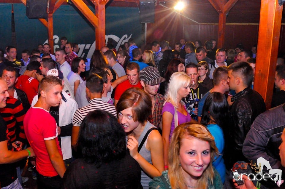 Dancer Girl Night în Disco Faház, 