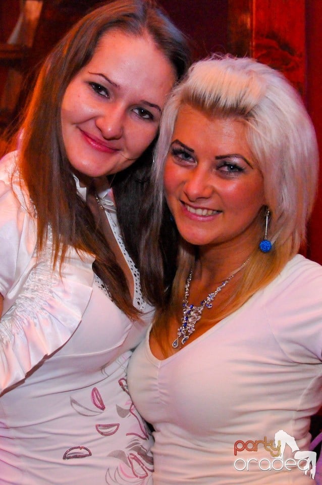 Dancer Girl Night în Disco Faház, 