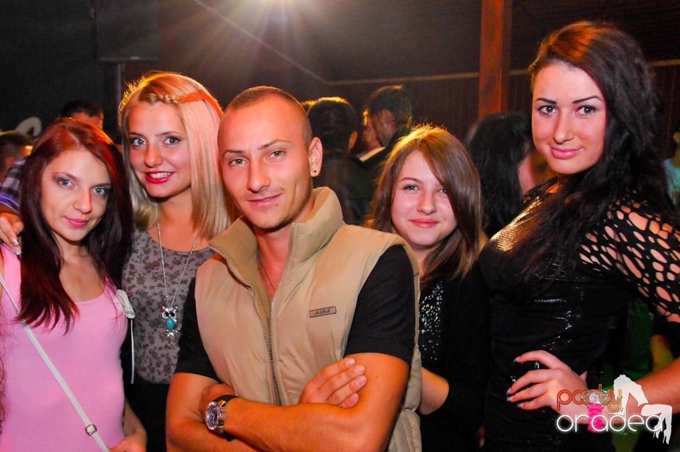 Dancer Girl Night în Disco Faház, 