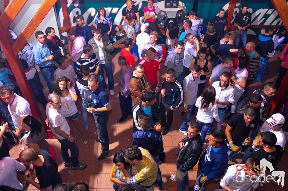 Dancer Girl Night în Disco Faház, 