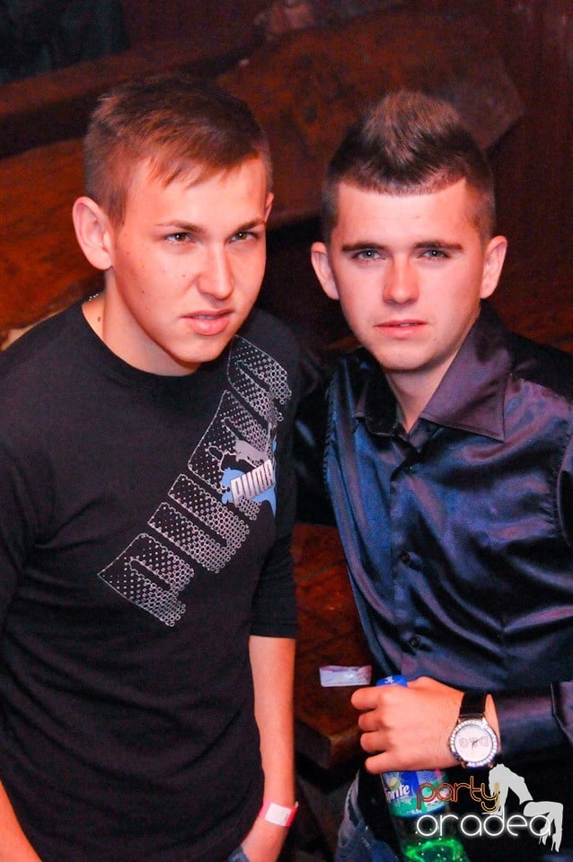 Dancer Girl Night în Disco Faház, 