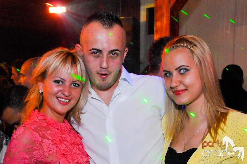 Dancer Girl Night în Disco Faház, 