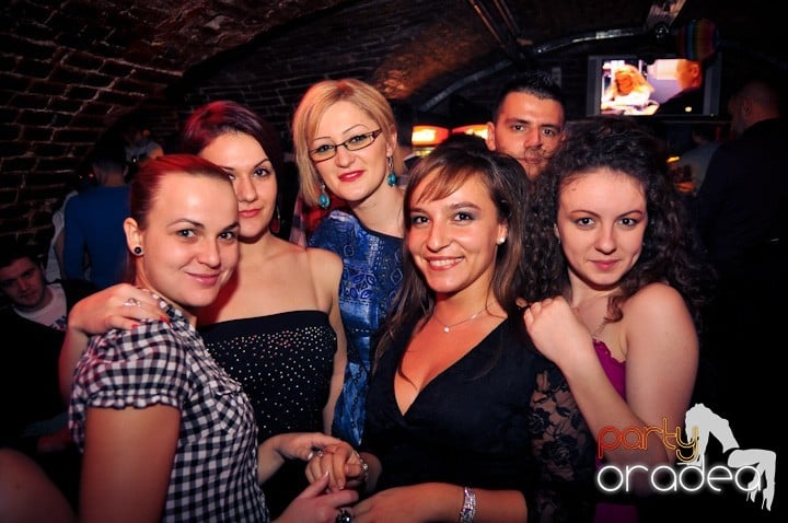 Dans şi distracţie în Escape, 