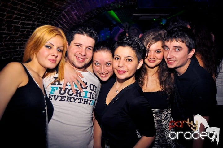 Dans şi distracţie în Escape, 