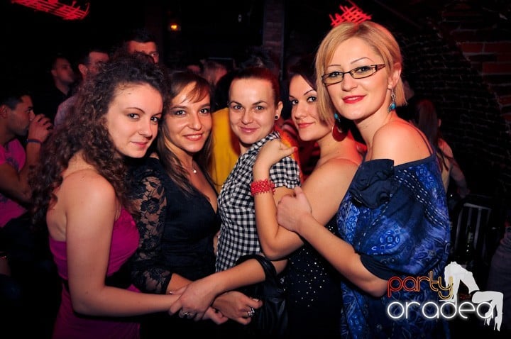 Dans şi distracţie în Escape, 